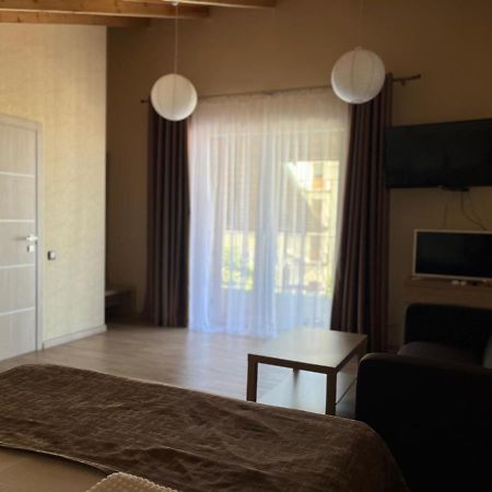 Guest House Letto 가그라 외부 사진