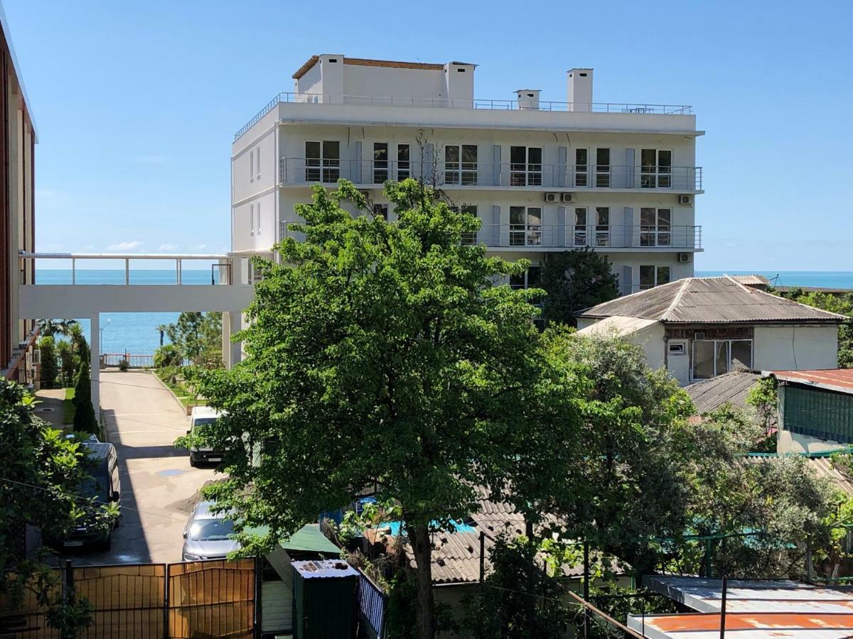 Guest House Letto 가그라 외부 사진
