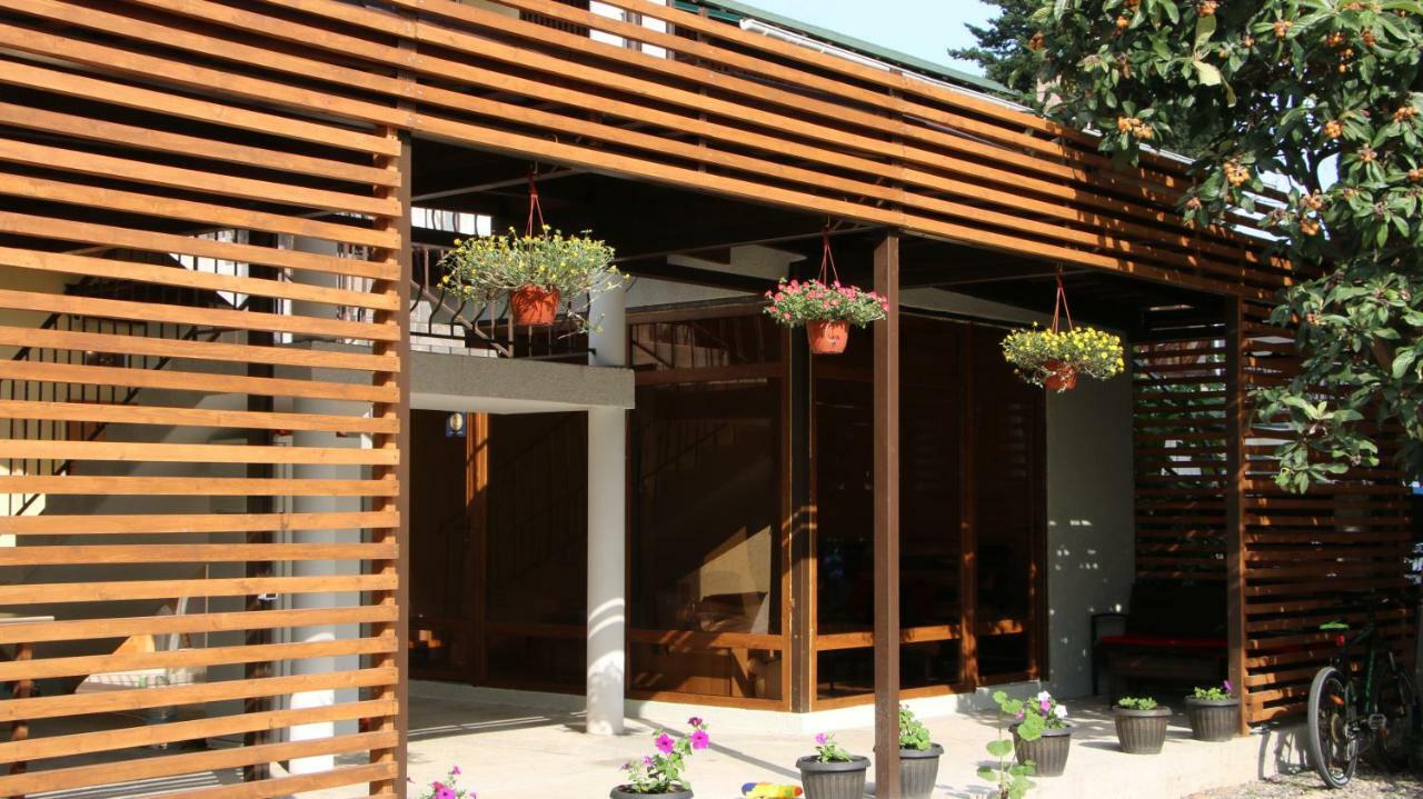 Guest House Letto 가그라 외부 사진